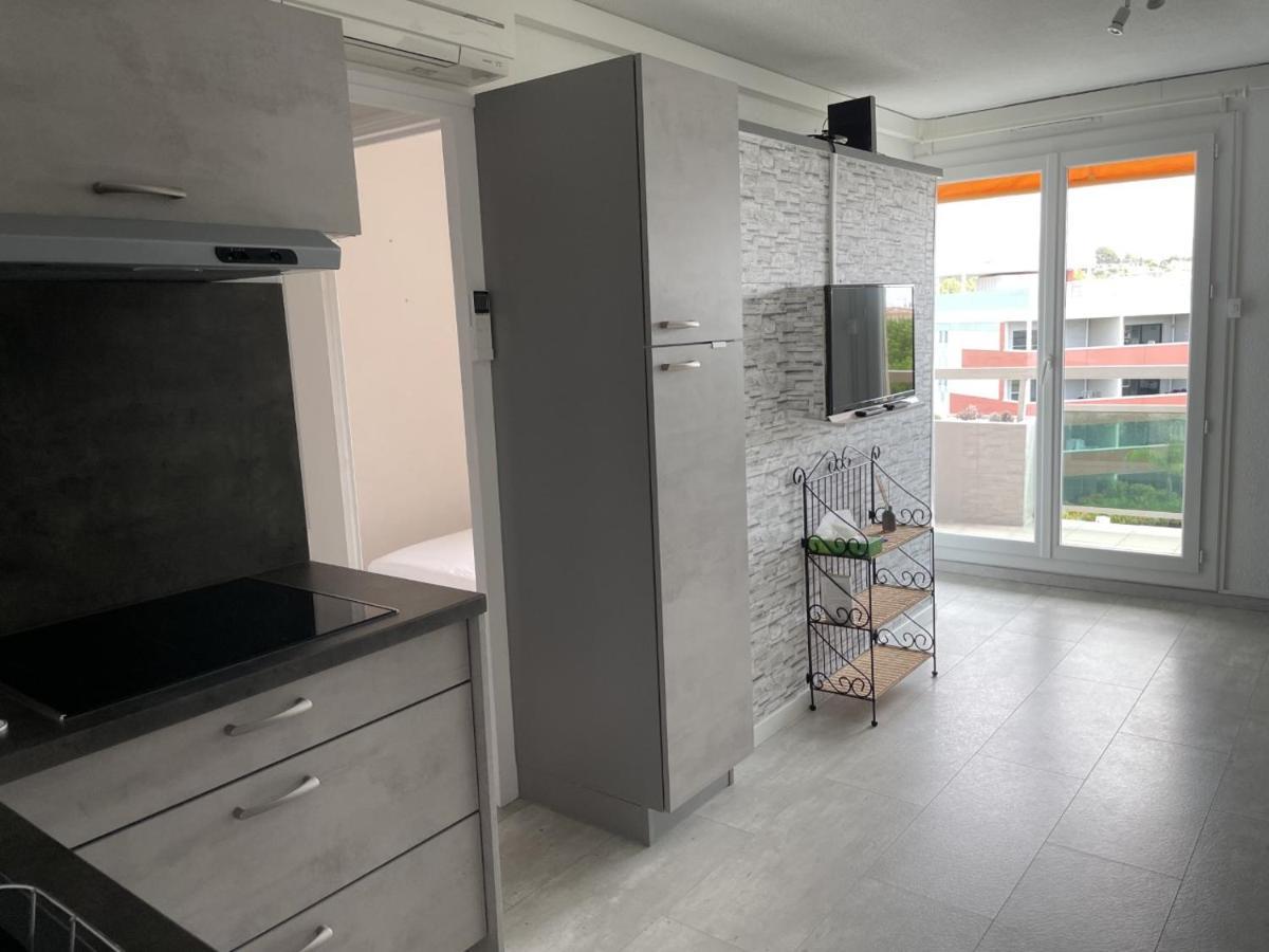 Bormes-Les-Mimosas - Appart 25M2 Avec Balcon - 4P Luaran gambar